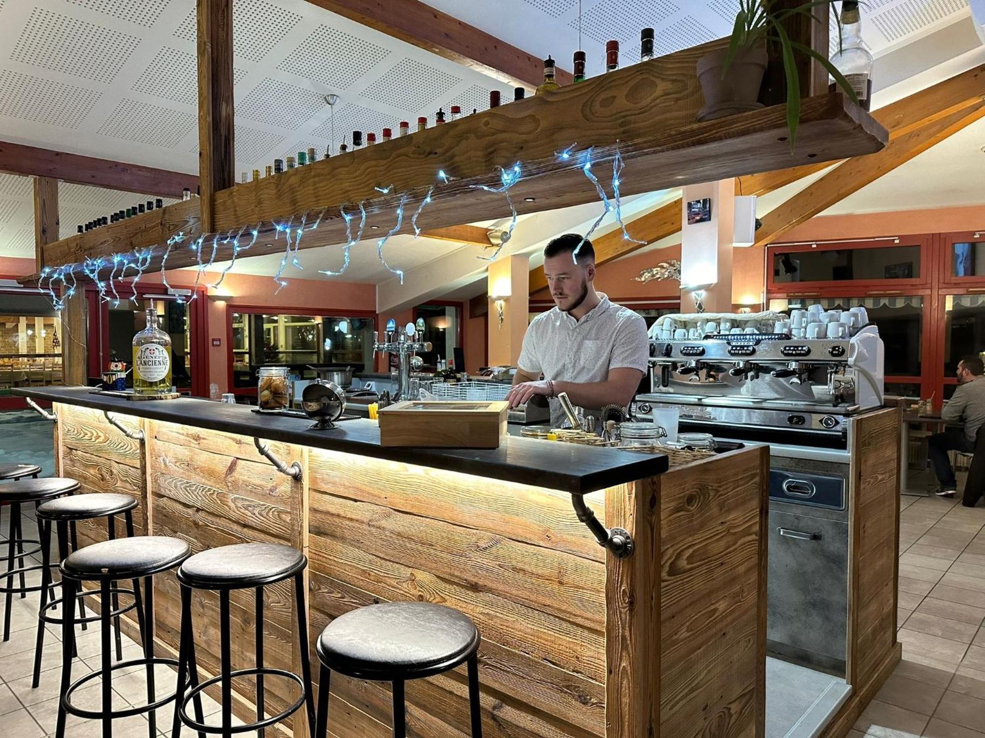 Cis-Ethic Etapes De Val Cenis Hotell Lanslebourg-Mont-Cenis Exteriör bild