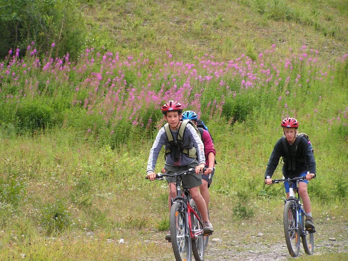 Cis-Ethic Etapes De Val Cenis Hotell Lanslebourg-Mont-Cenis Exteriör bild